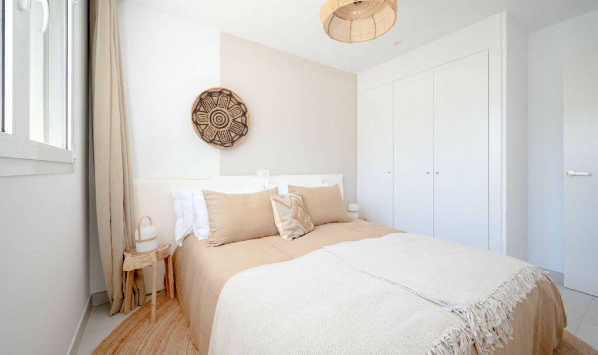 Resale - Apartment -
Altos de los Monteros