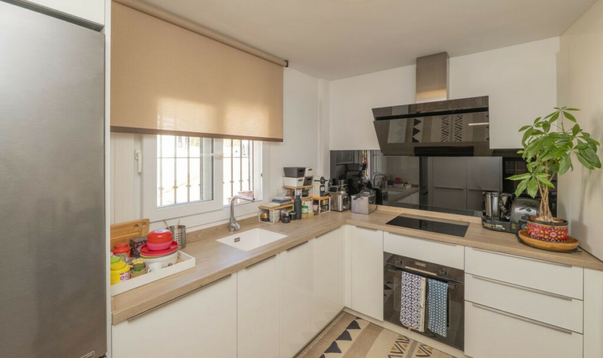 Resale - Apartment -
Altos de los Monteros
