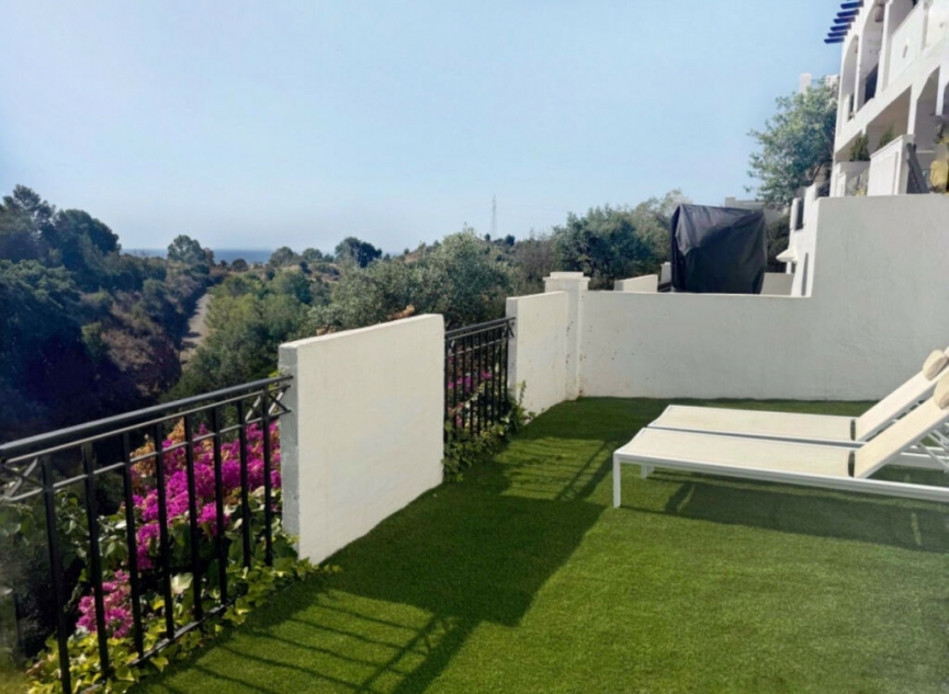 Resale - Apartment -
Altos de los Monteros