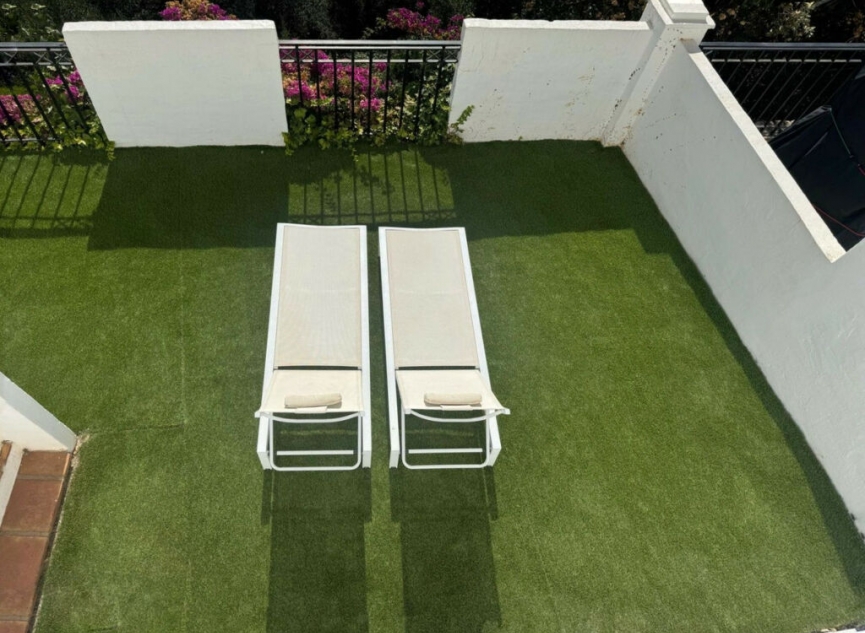 Resale - Apartment -
Altos de los Monteros