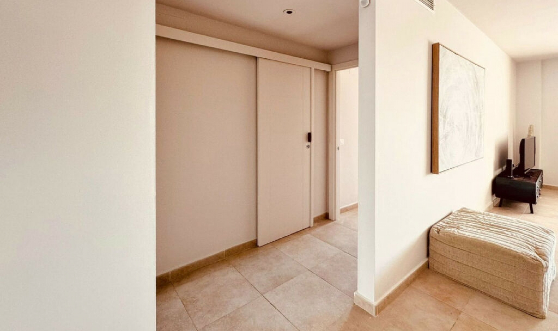 Resale - Apartment -
Altos de los Monteros