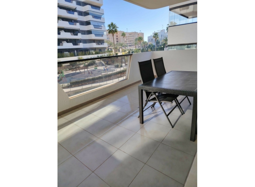 Resale - Apartment -
Arenales del Sol