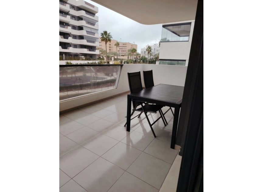 Resale - Apartment -
Arenales del Sol