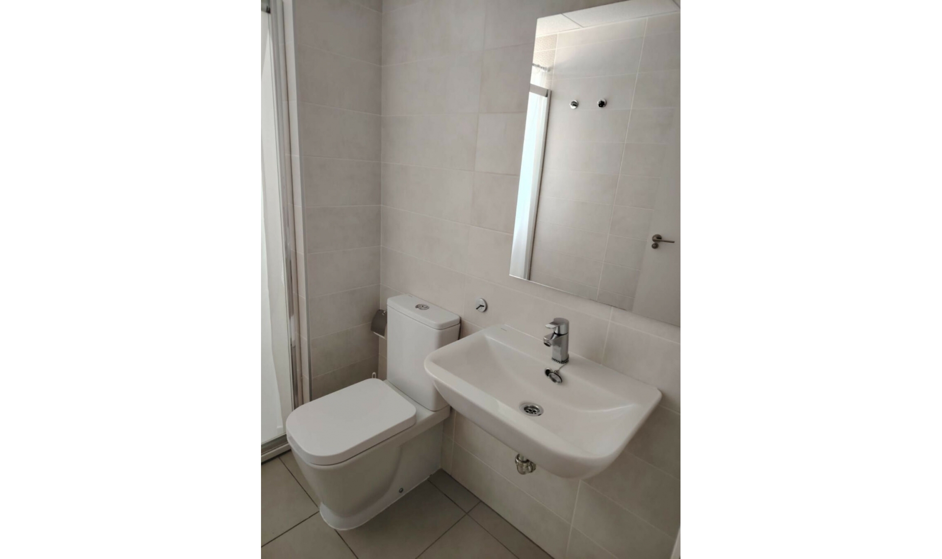 Resale - Apartment -
Arenales del Sol