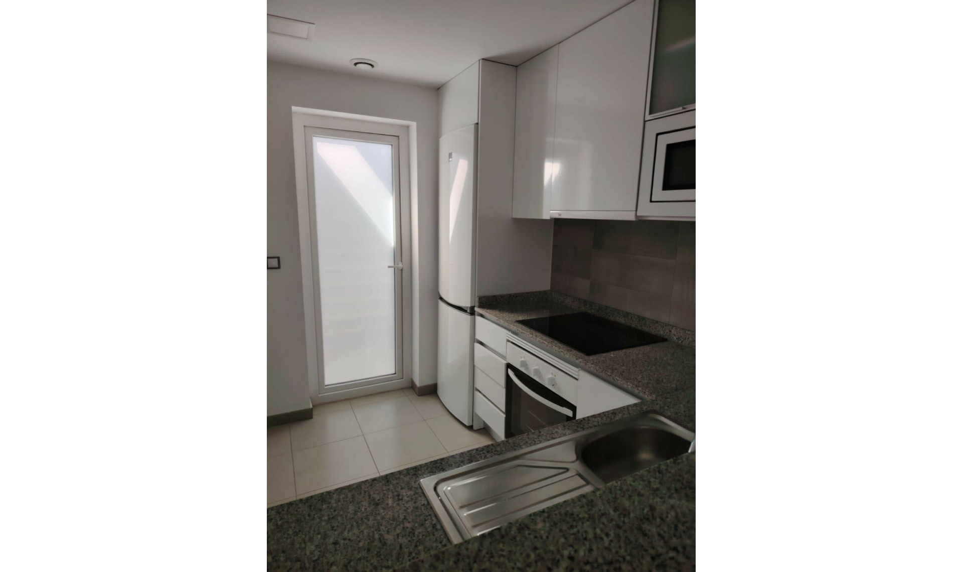 Resale - Apartment -
Arenales del Sol