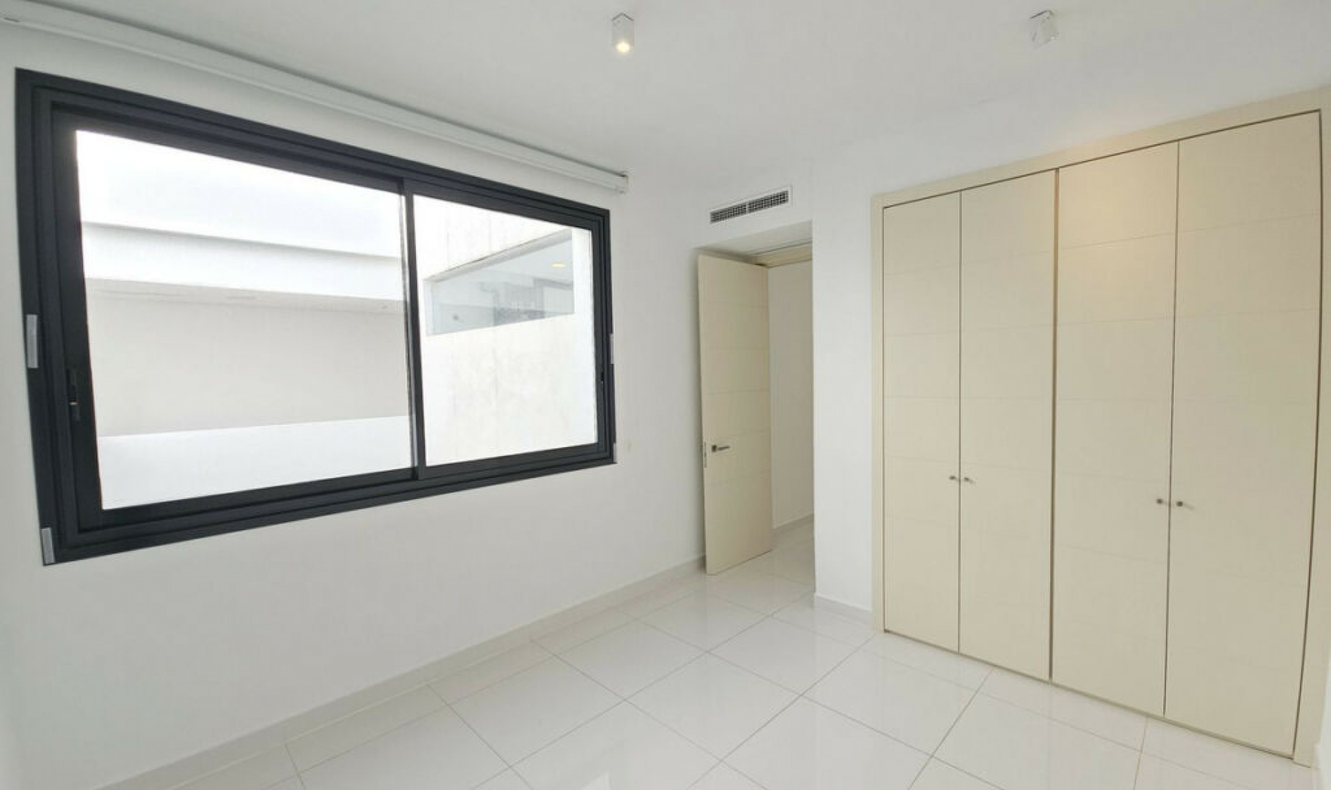 Resale - Apartment -
Atalaya