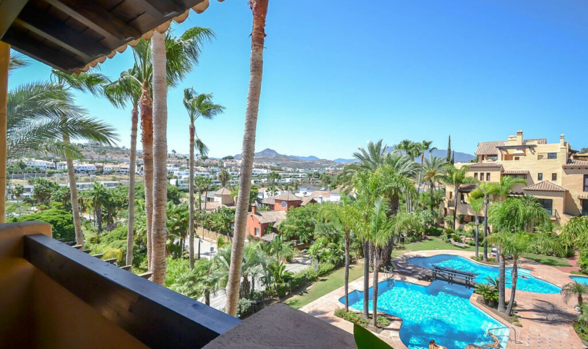 Resale - Apartment -
Atalaya