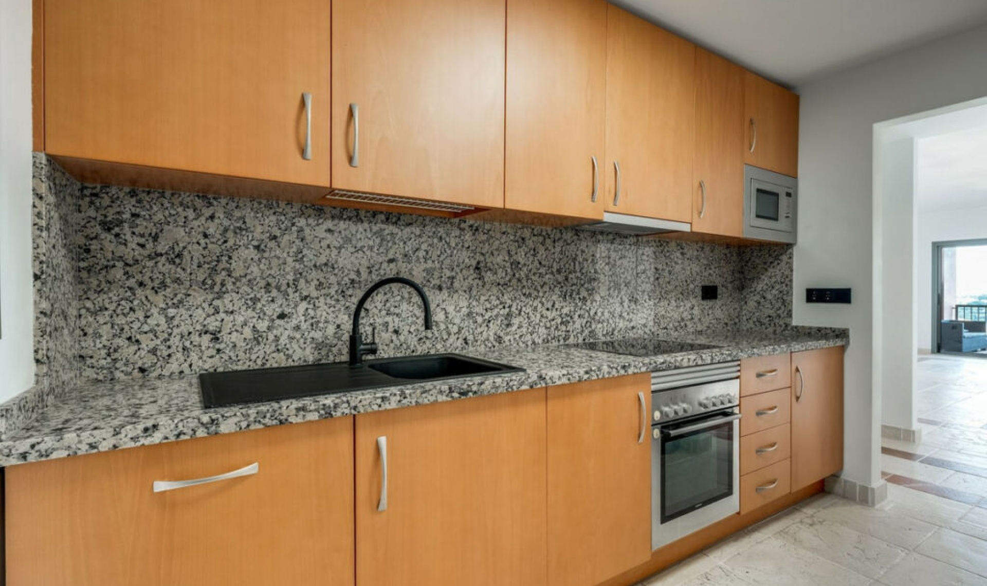 Resale - Apartment -
Atalaya