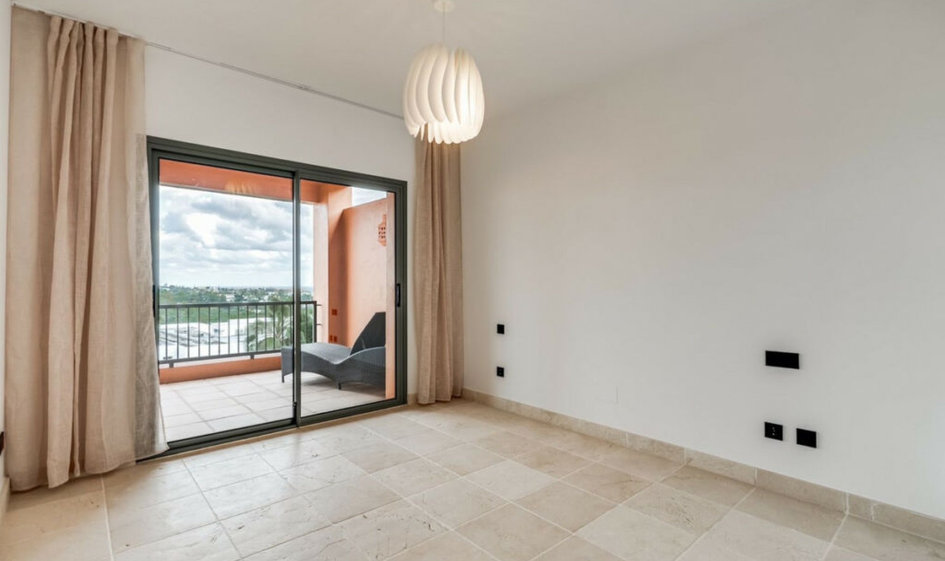 Resale - Apartment -
Atalaya