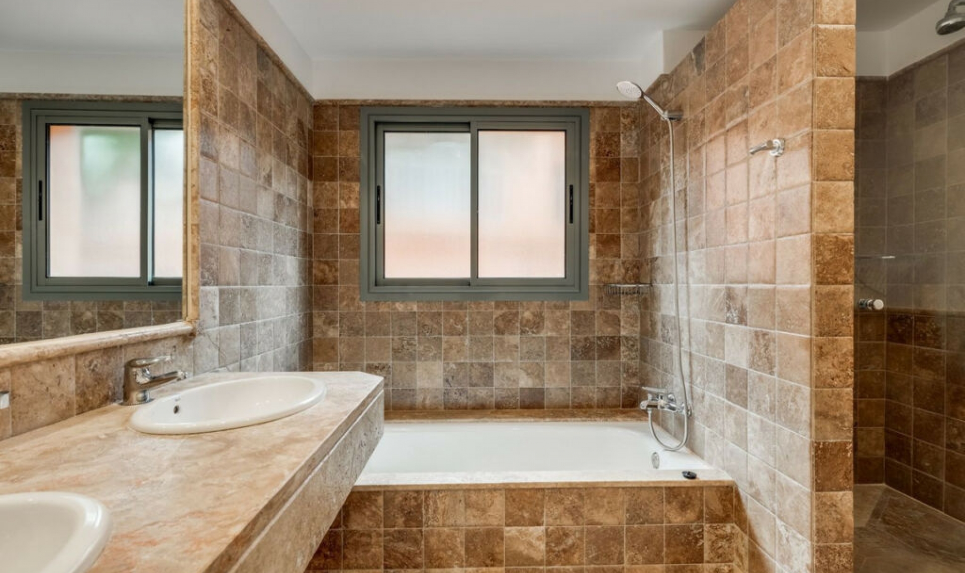 Resale - Apartment -
Atalaya