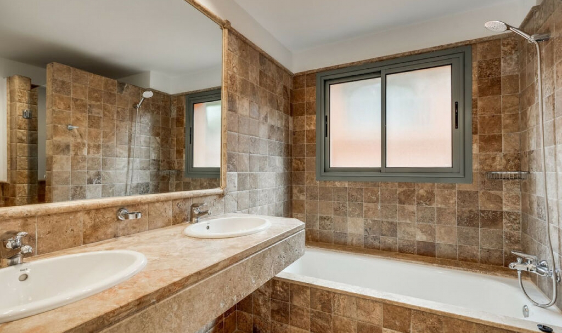 Resale - Apartment -
Atalaya