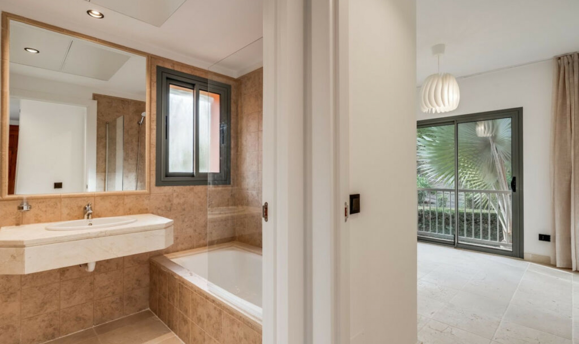 Resale - Apartment -
Atalaya