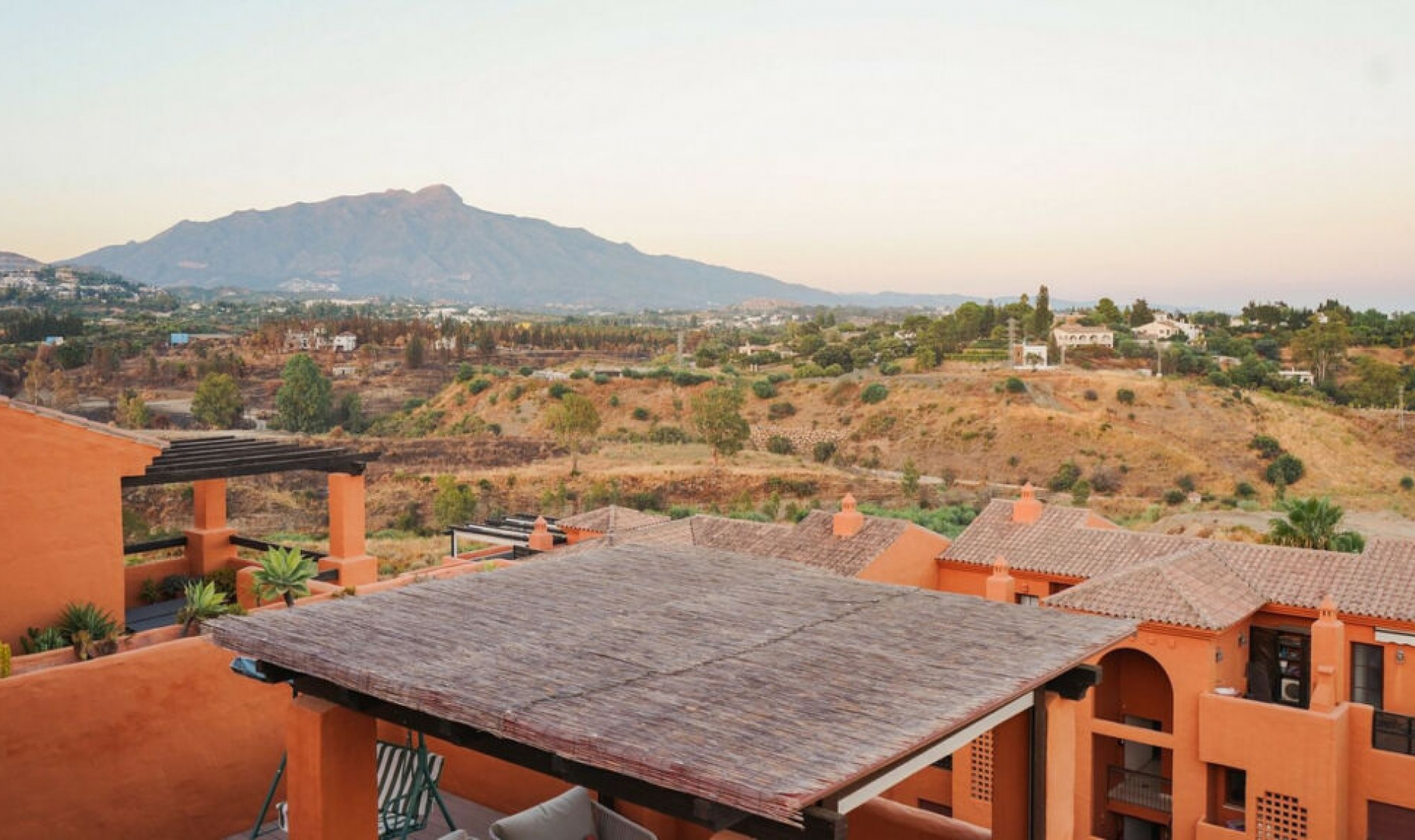 Resale - Apartment -
Atalaya