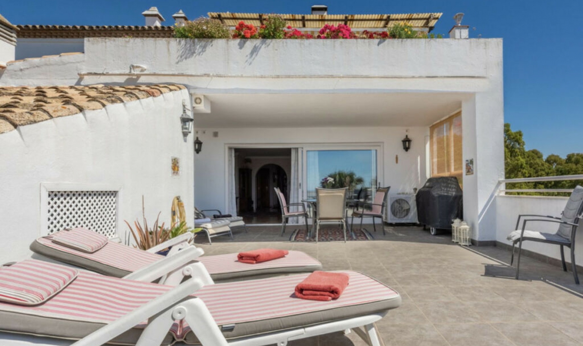 Resale - Apartment -
Atalaya