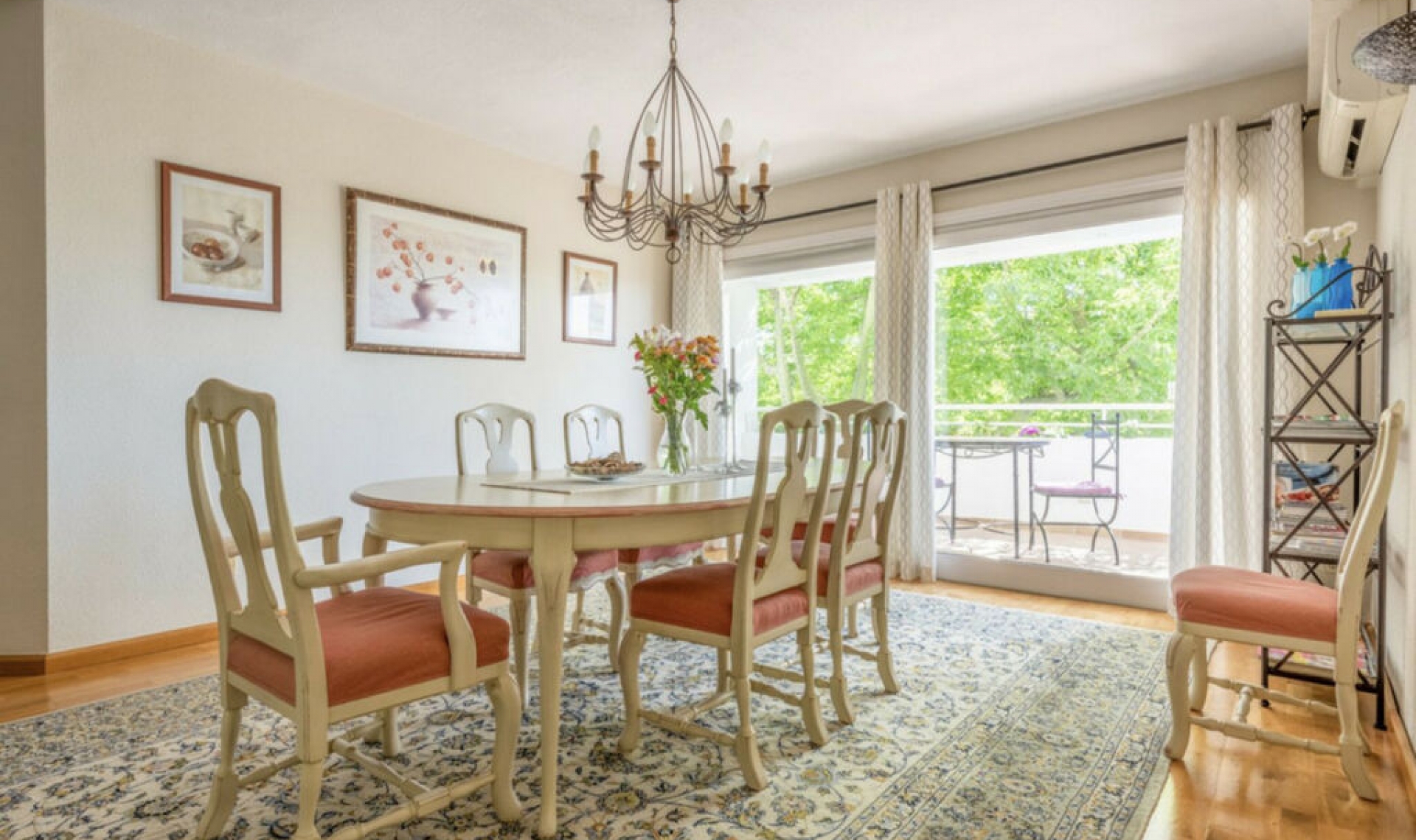 Resale - Apartment -
Atalaya