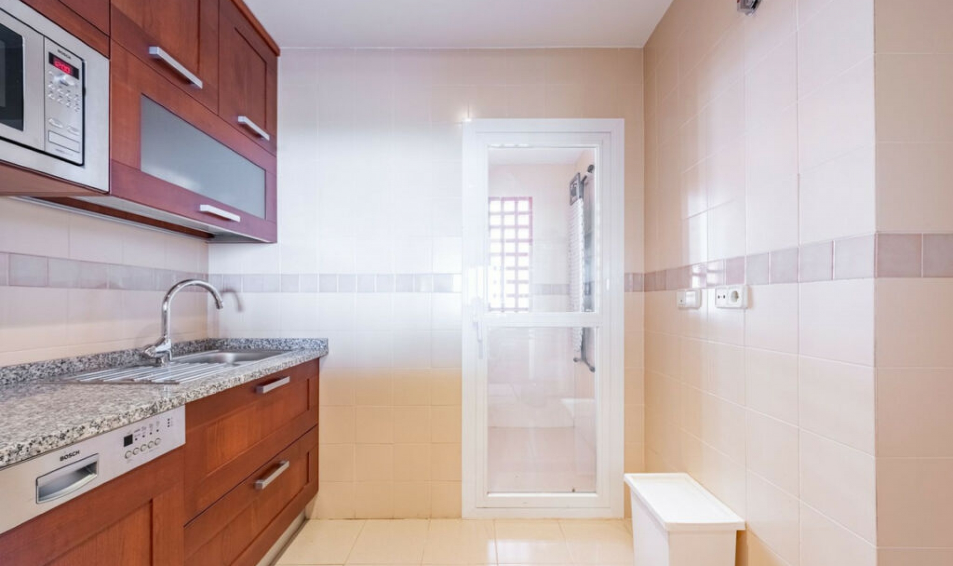 Resale - Apartment -
Atalaya