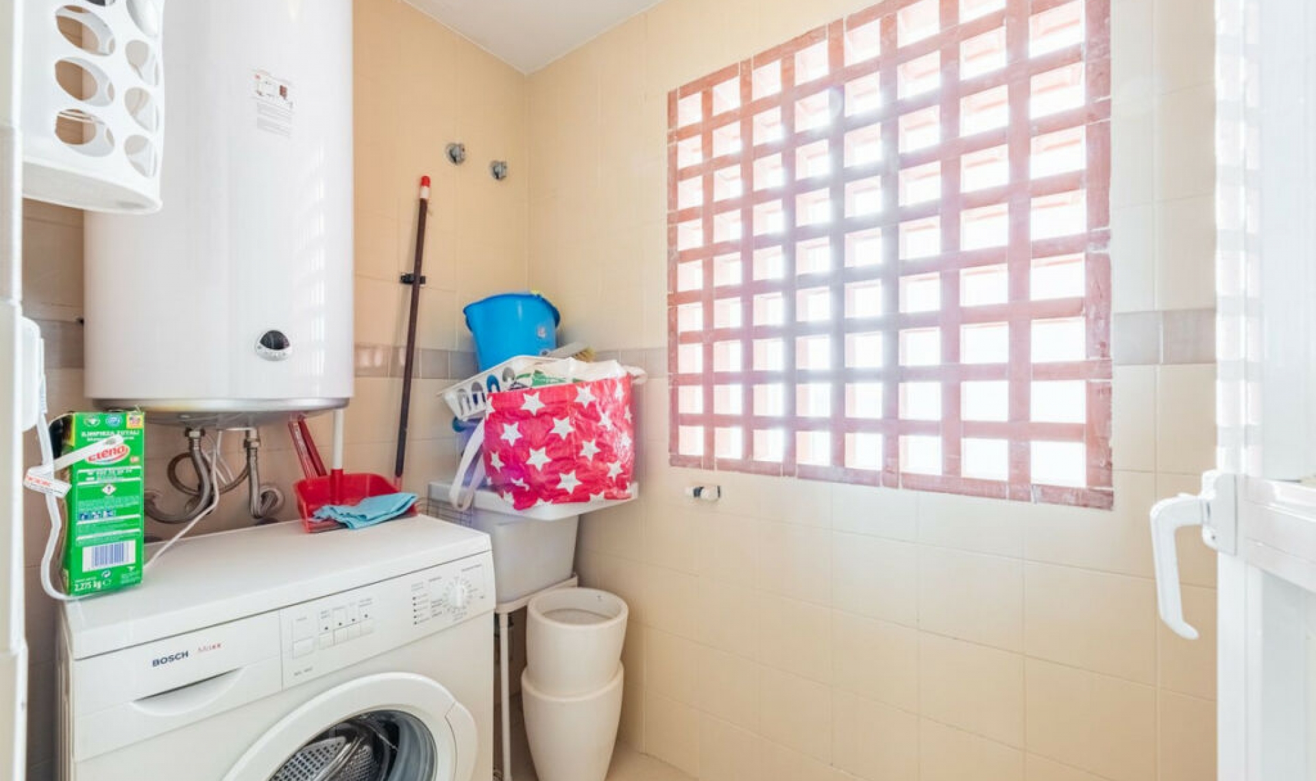 Resale - Apartment -
Atalaya