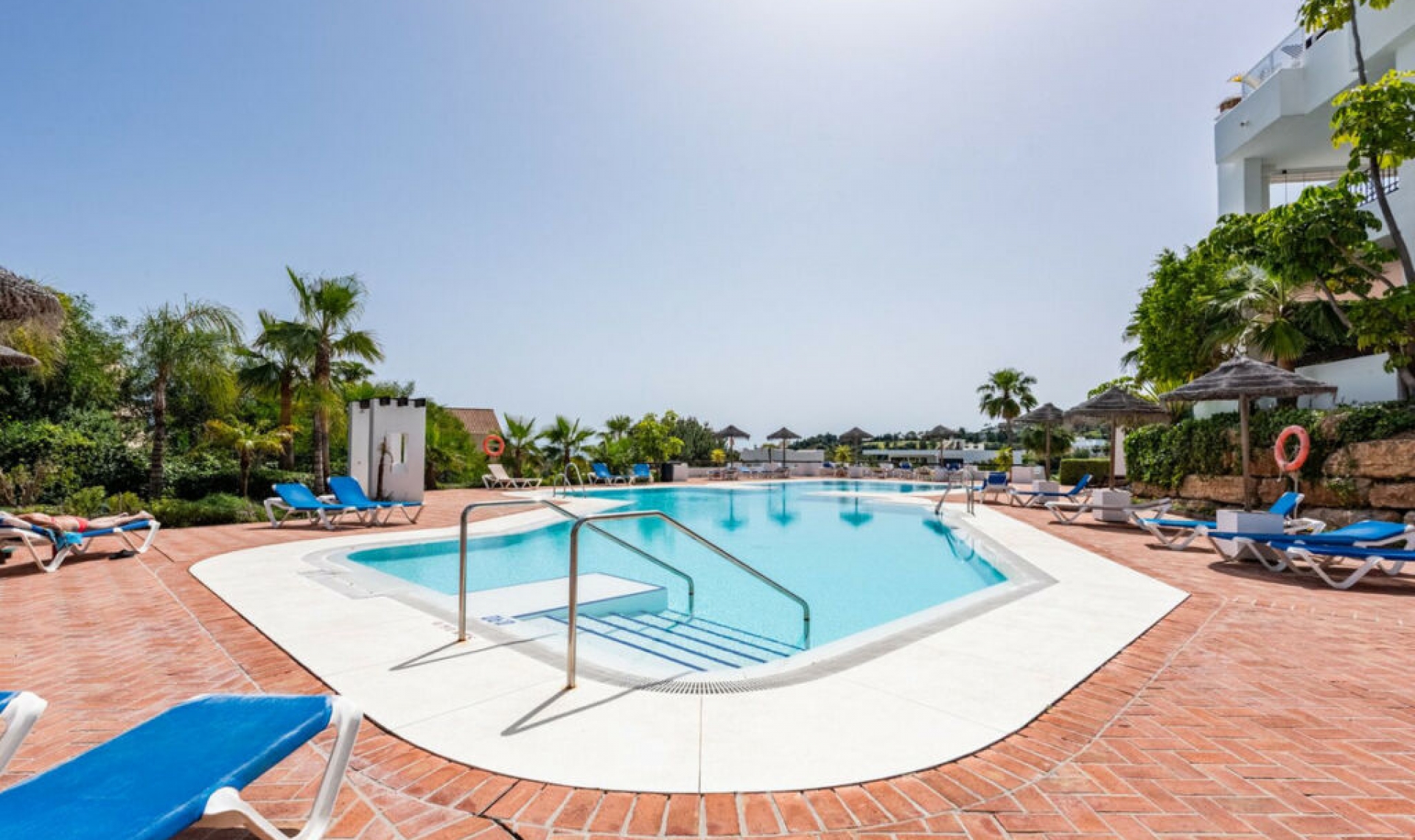 Resale - Apartment -
Atalaya