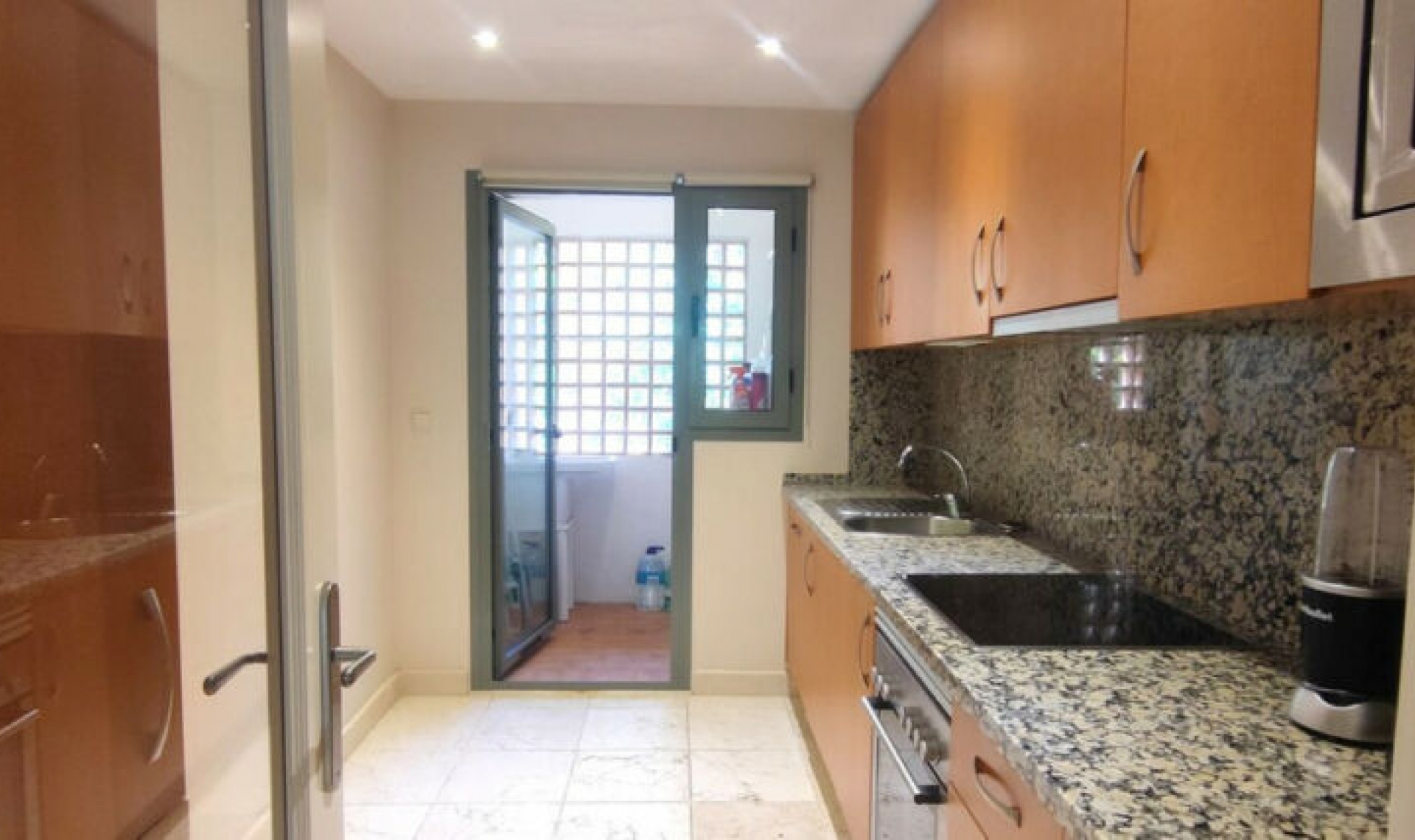 Resale - Apartment -
Atalaya