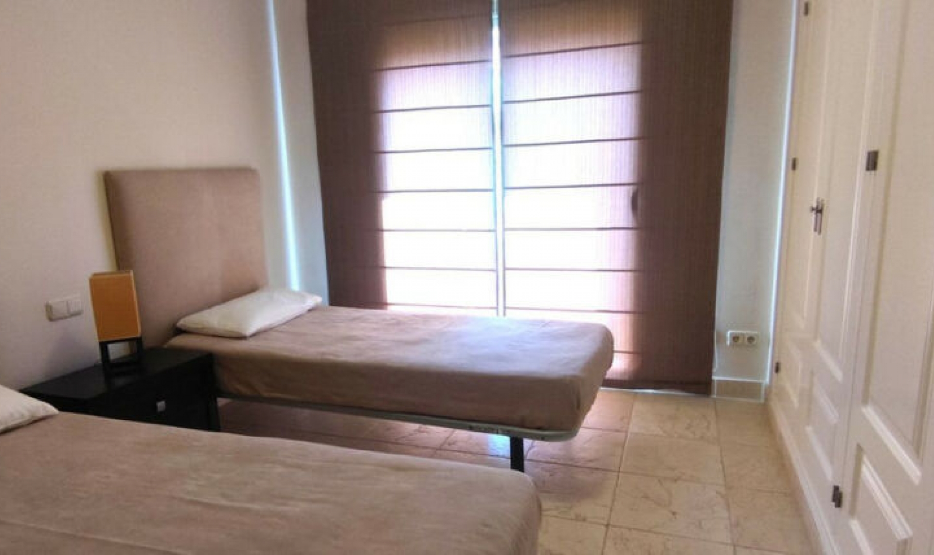 Resale - Apartment -
Atalaya