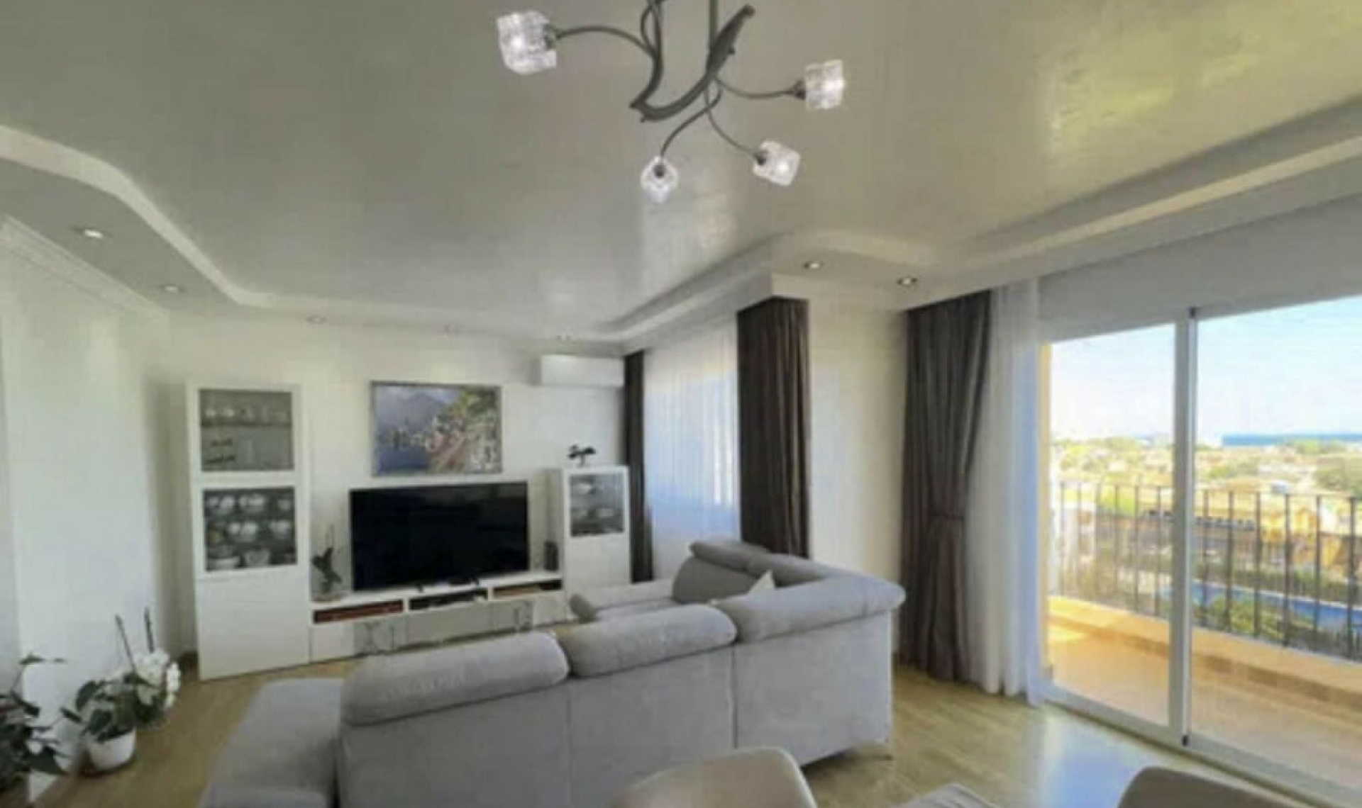 Resale - Apartment -
Atalaya