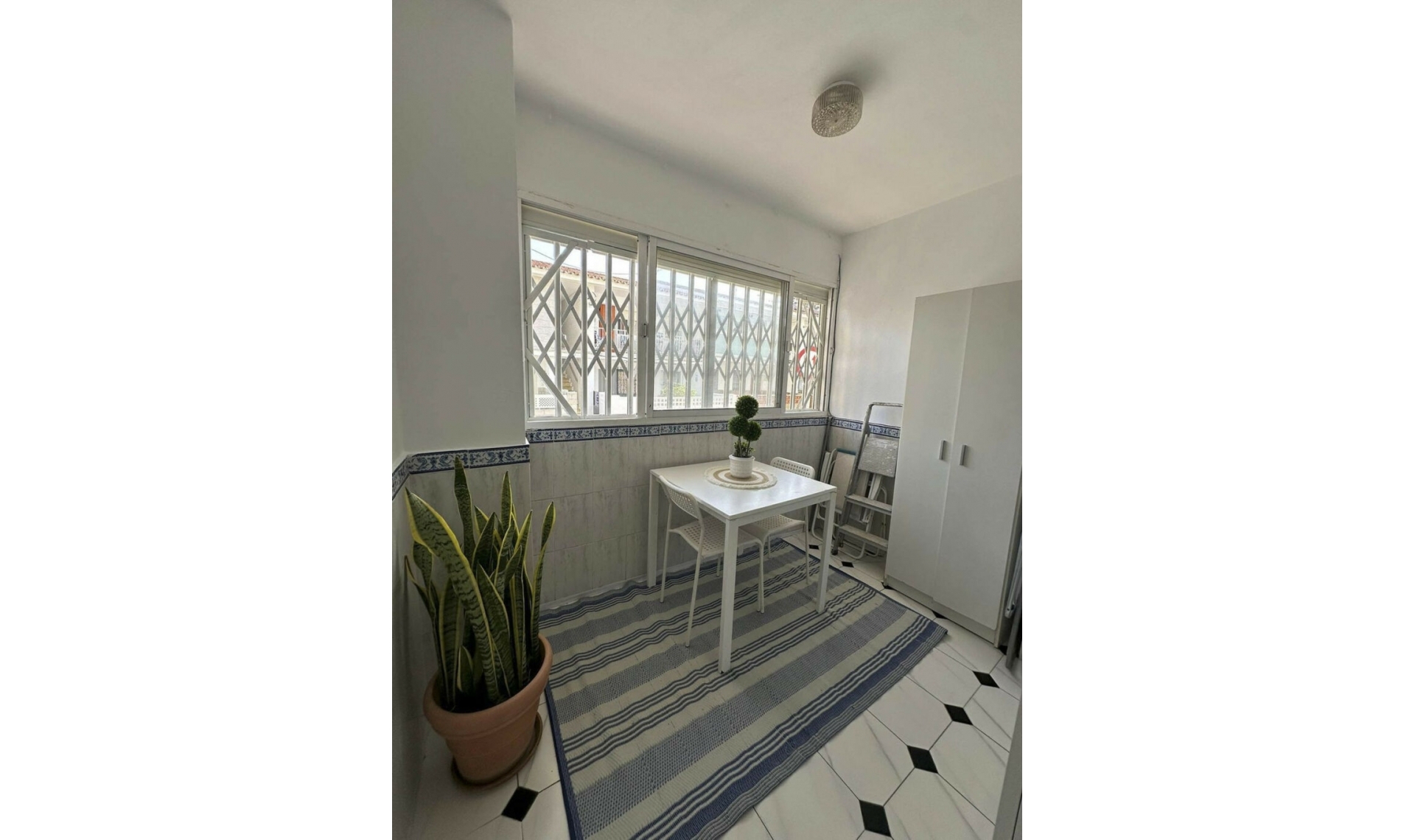 Resale - Apartment -
Atalaya
