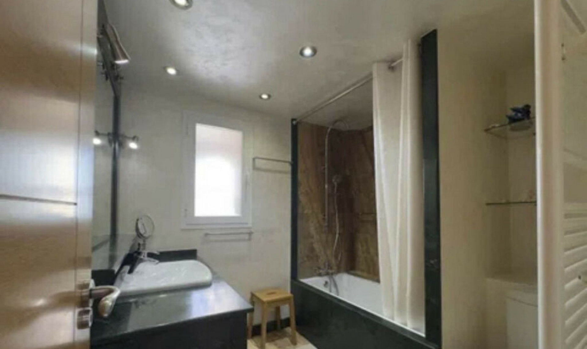 Resale - Apartment -
Atalaya