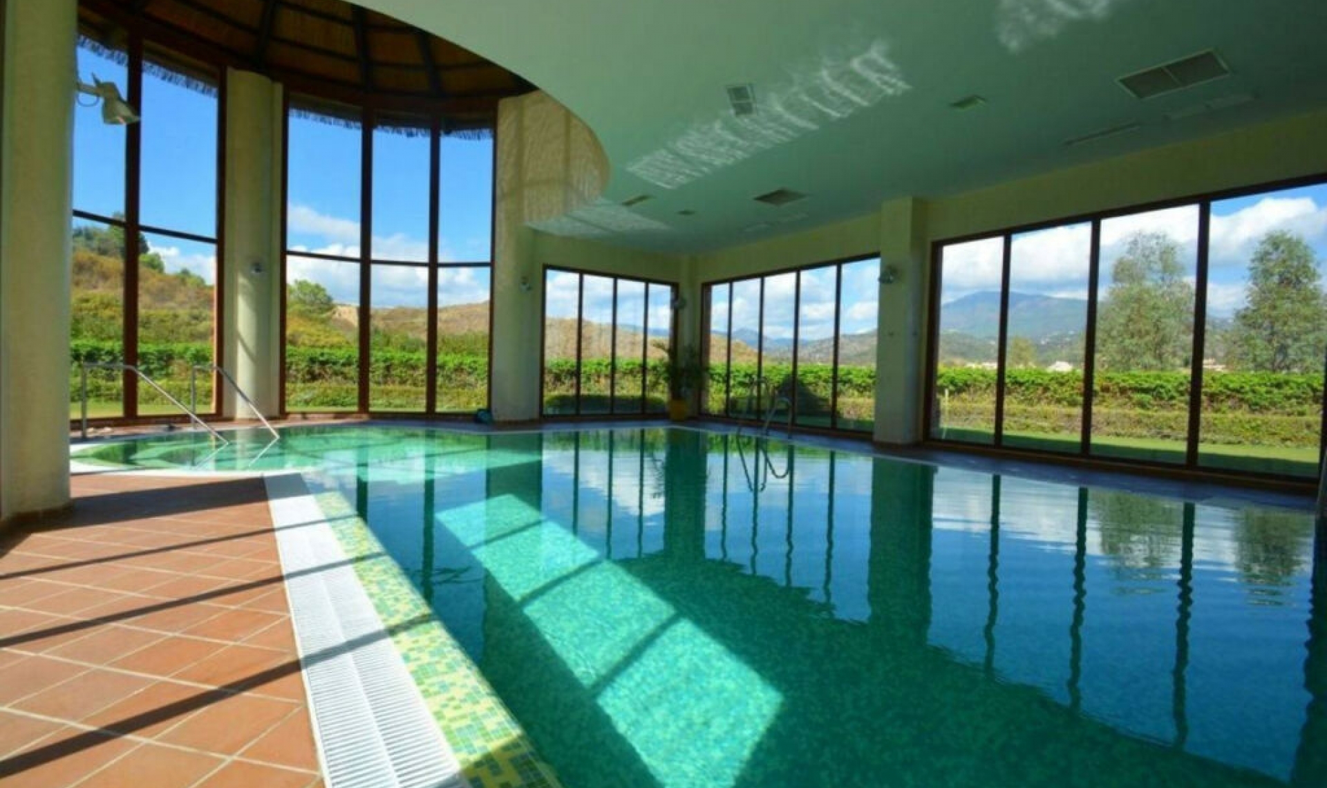 Resale - Apartment -
Atalaya