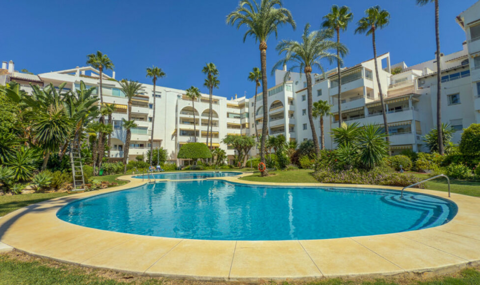 Resale - Apartment -
Atalaya