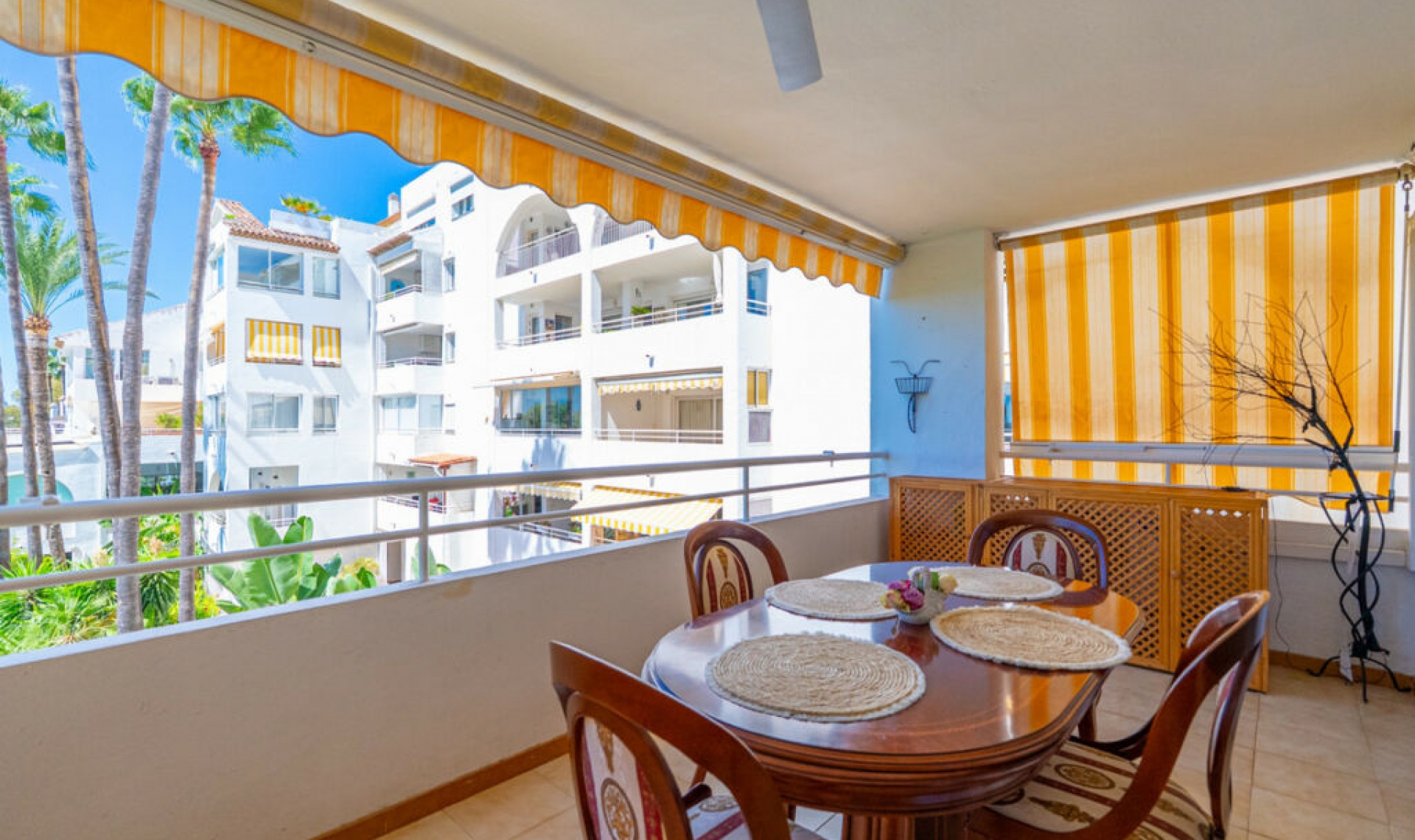 Resale - Apartment -
Atalaya