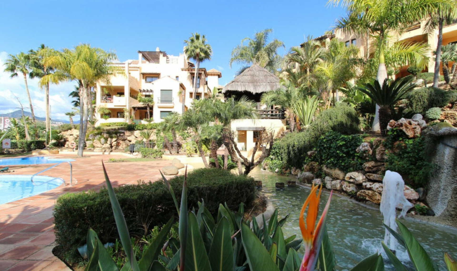 Resale - Apartment -
Atalaya