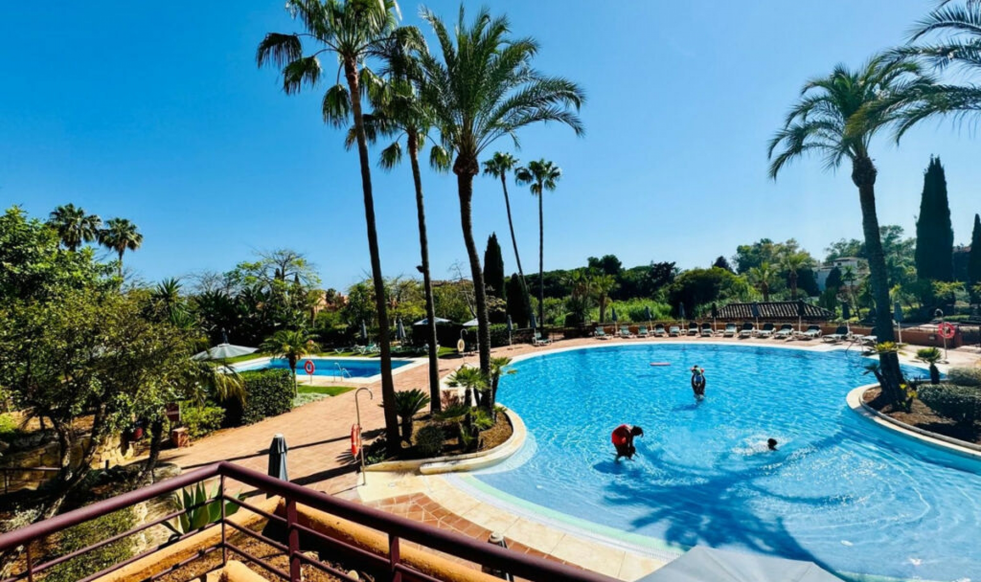 Resale - Apartment -
Bahía de Marbella