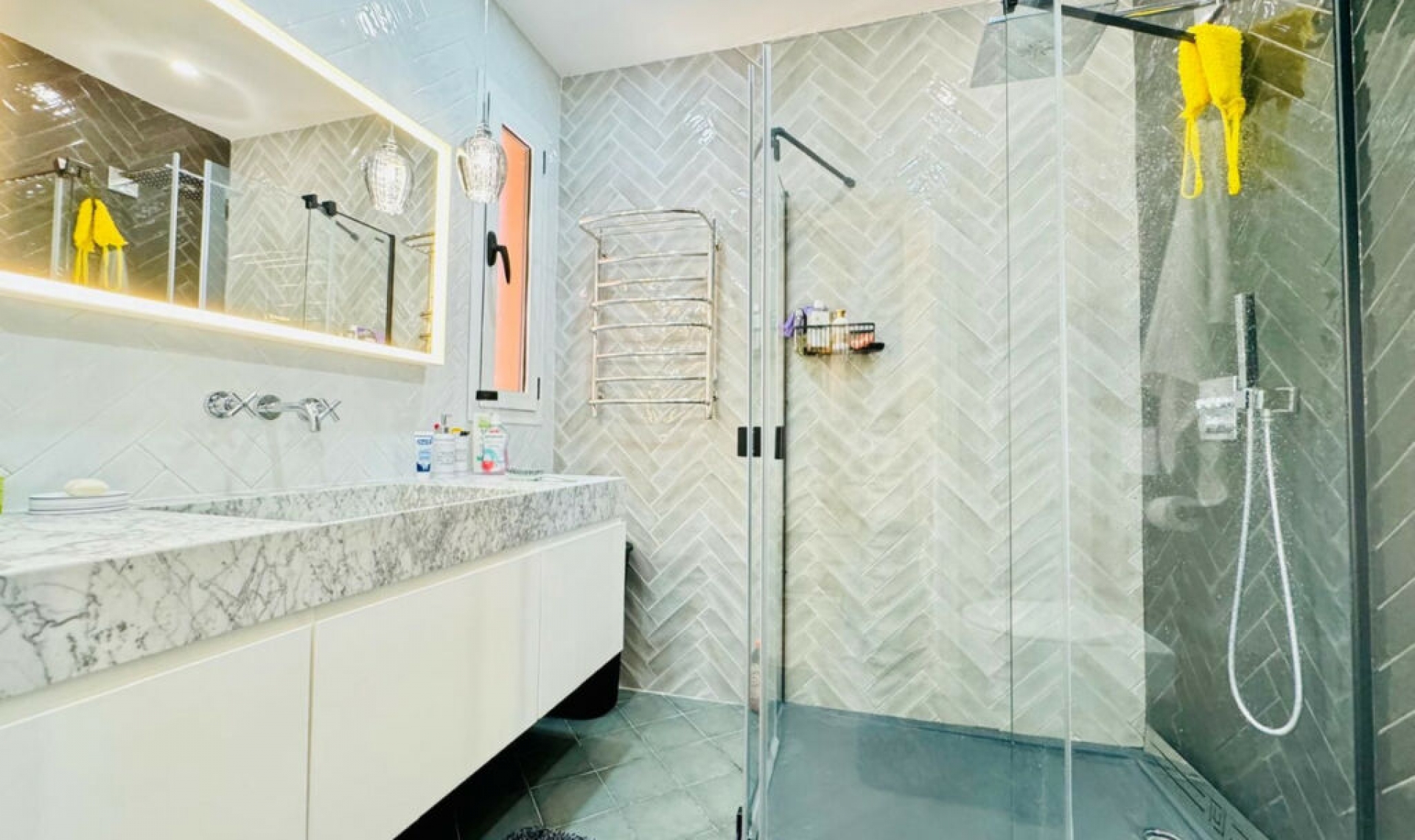 Resale - Apartment -
Bahía de Marbella