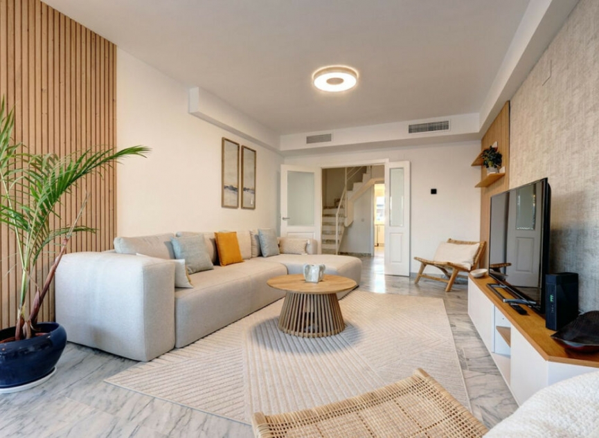 Resale - Apartment -
Bahía de Marbella