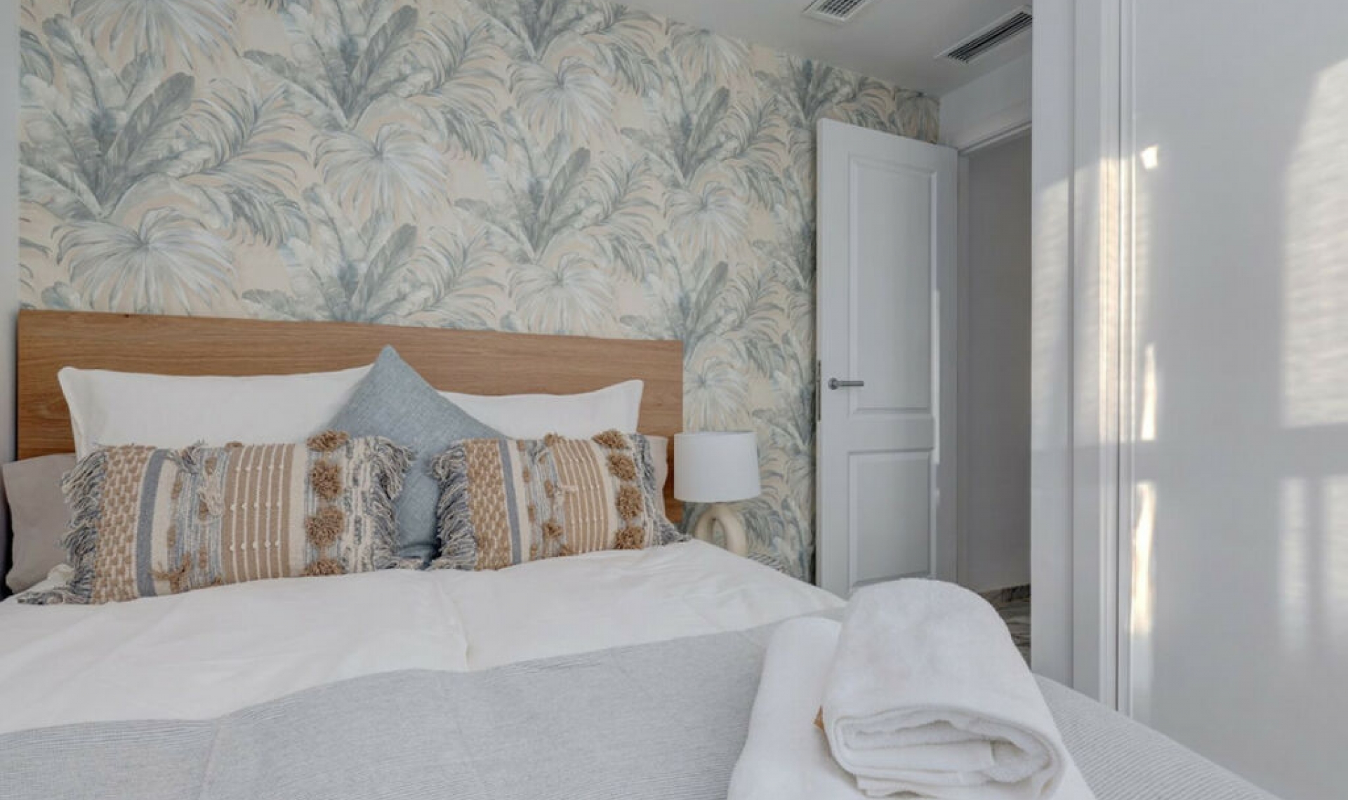Resale - Apartment -
Bahía de Marbella