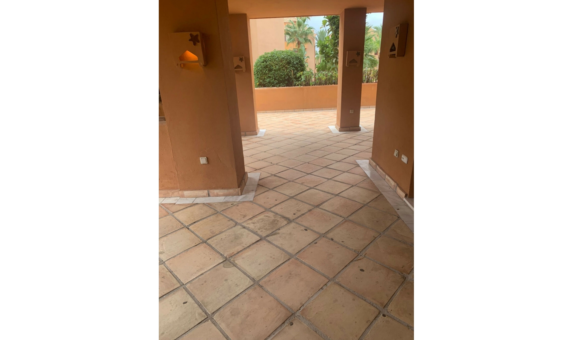 Resale - Apartment -
Bahía de Marbella