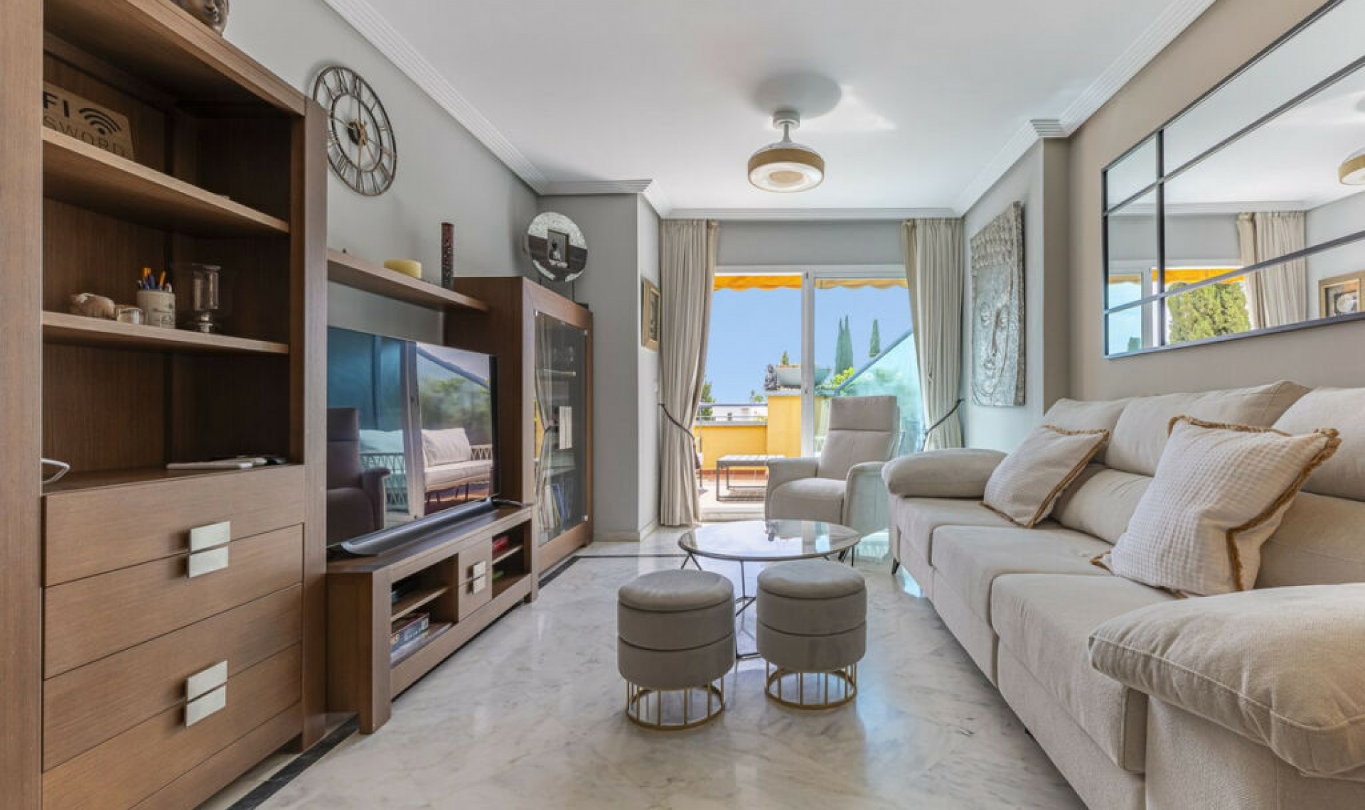 Resale - Apartment -
Bahía de Marbella