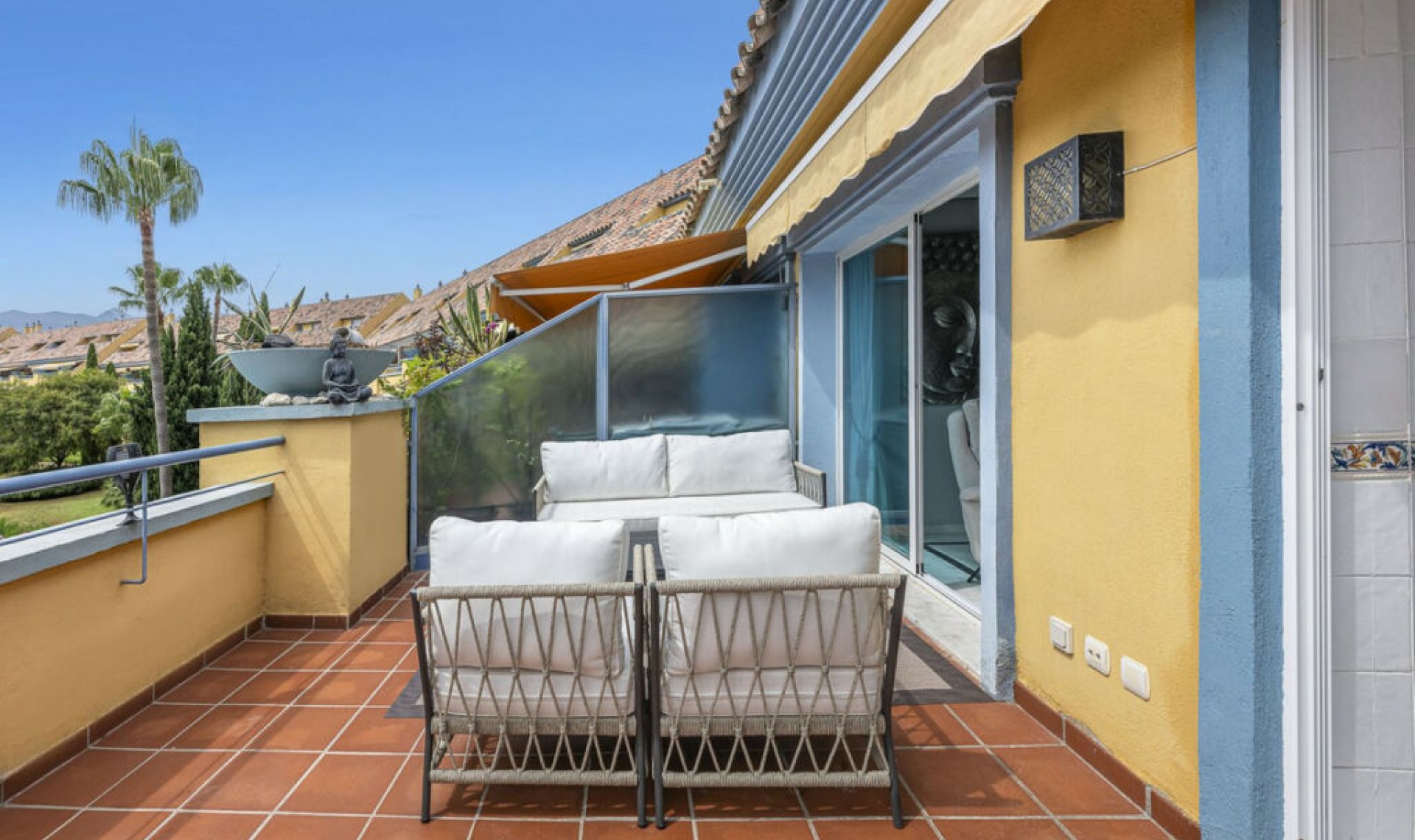 Resale - Apartment -
Bahía de Marbella