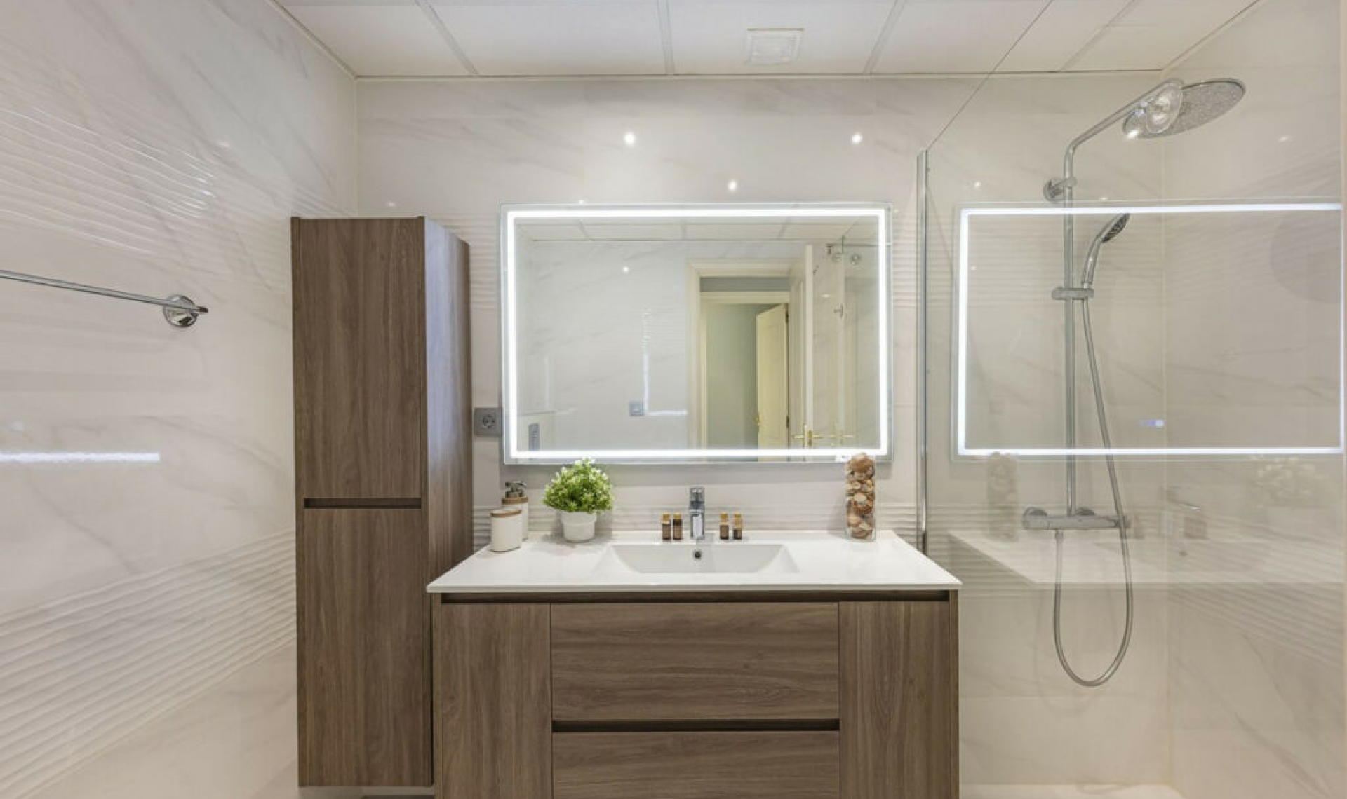 Resale - Apartment -
Bahía de Marbella