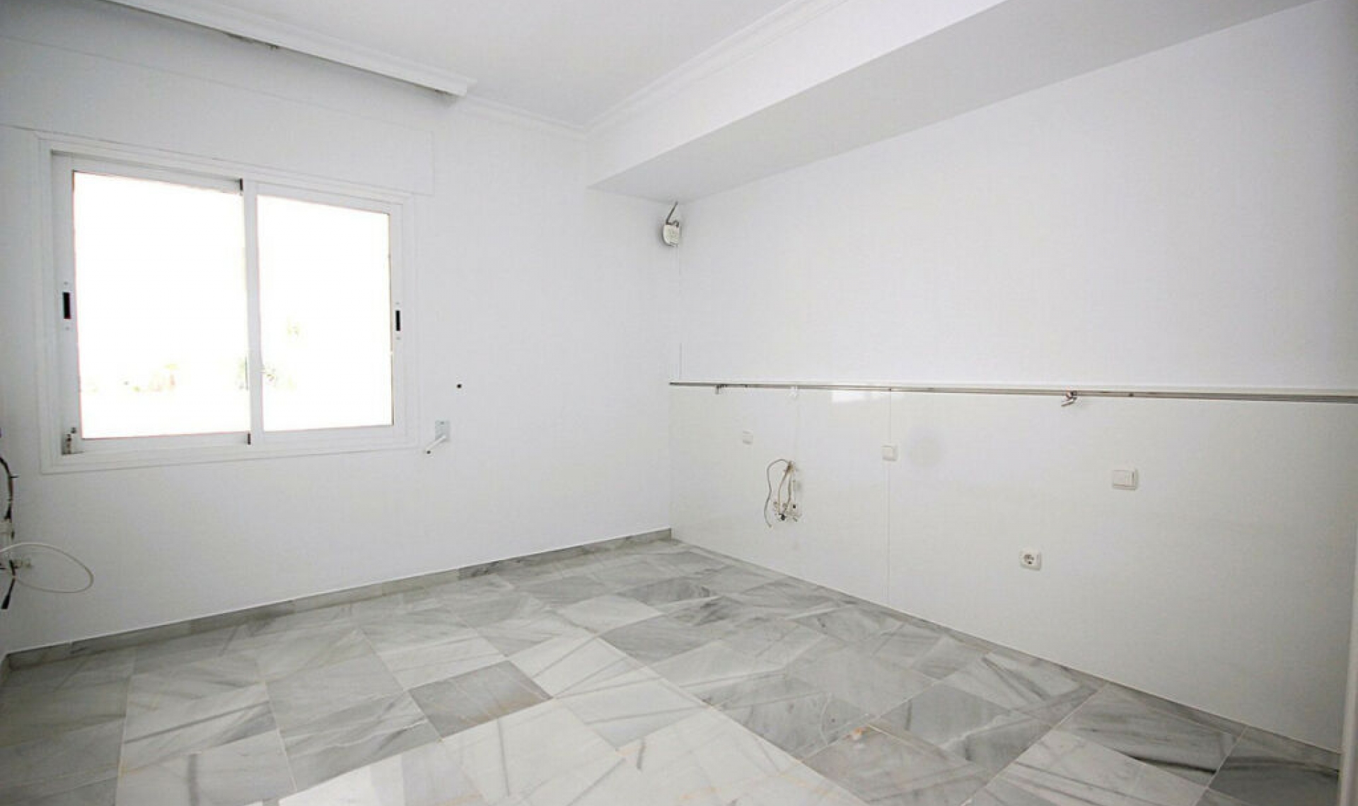 Resale - Apartment -
Bahía de Marbella