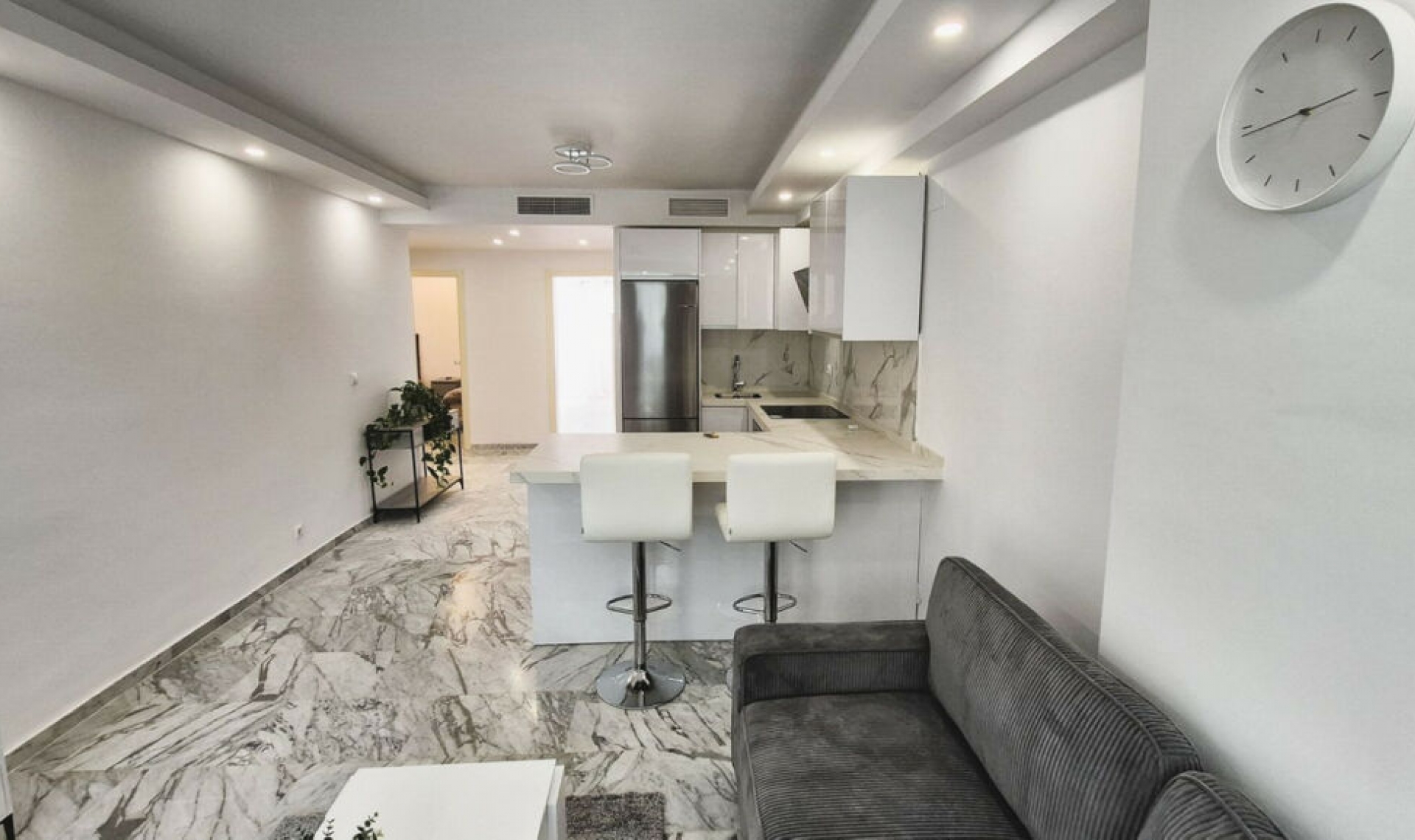 Resale - Apartment -
Bahía de Marbella