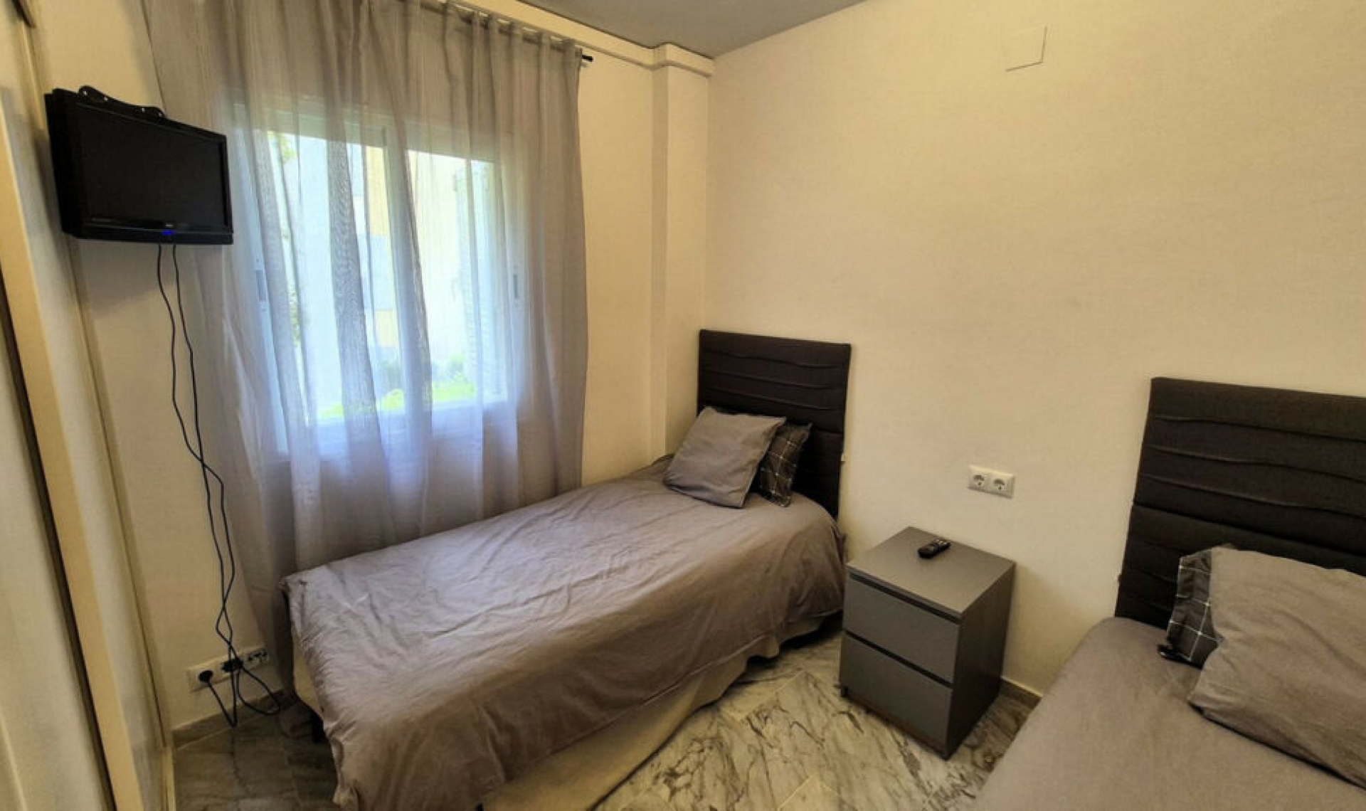 Resale - Apartment -
Bahía de Marbella