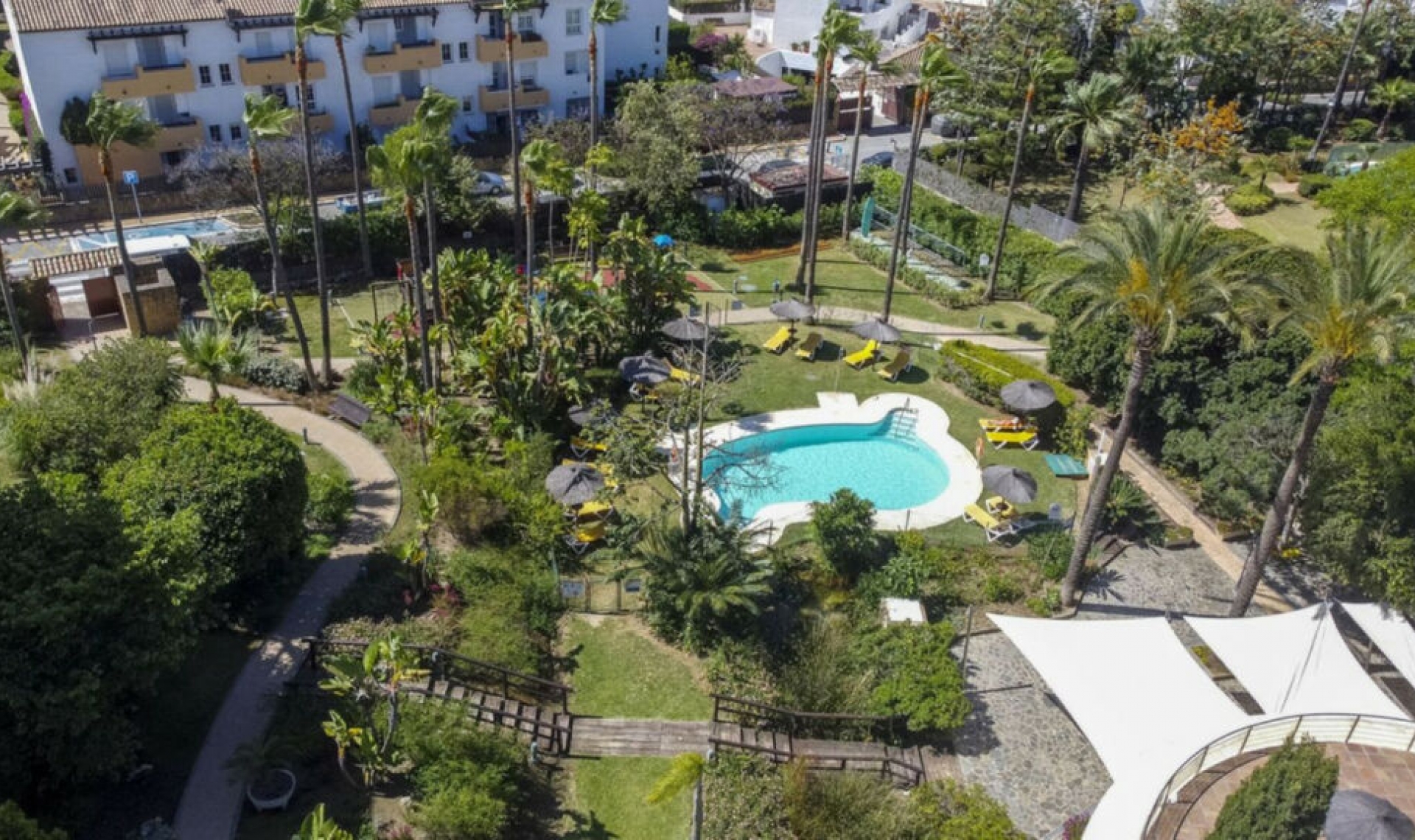Resale - Apartment -
Bahía de Marbella