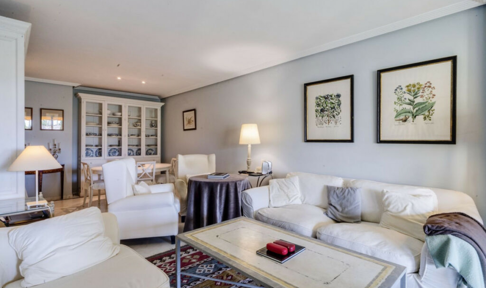 Resale - Apartment -
Bahía de Marbella