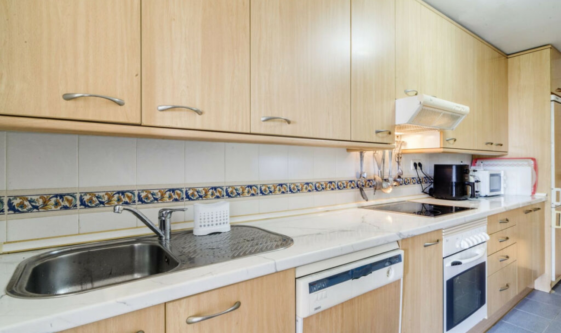 Resale - Apartment -
Bahía de Marbella