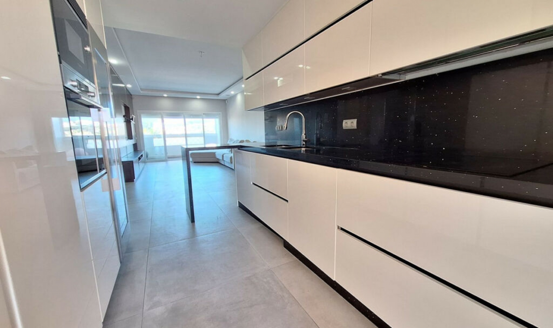 Resale - Apartment -
Bel Air