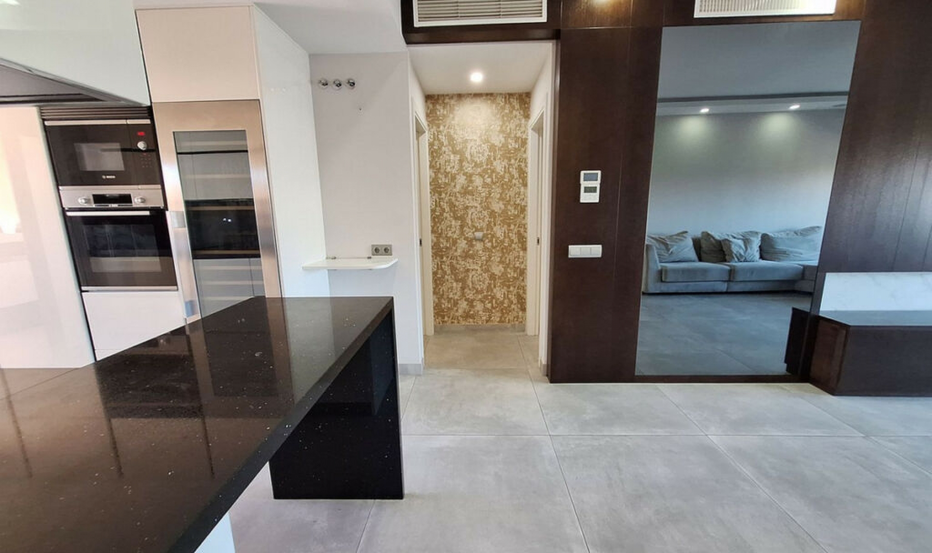 Resale - Apartment -
Bel Air