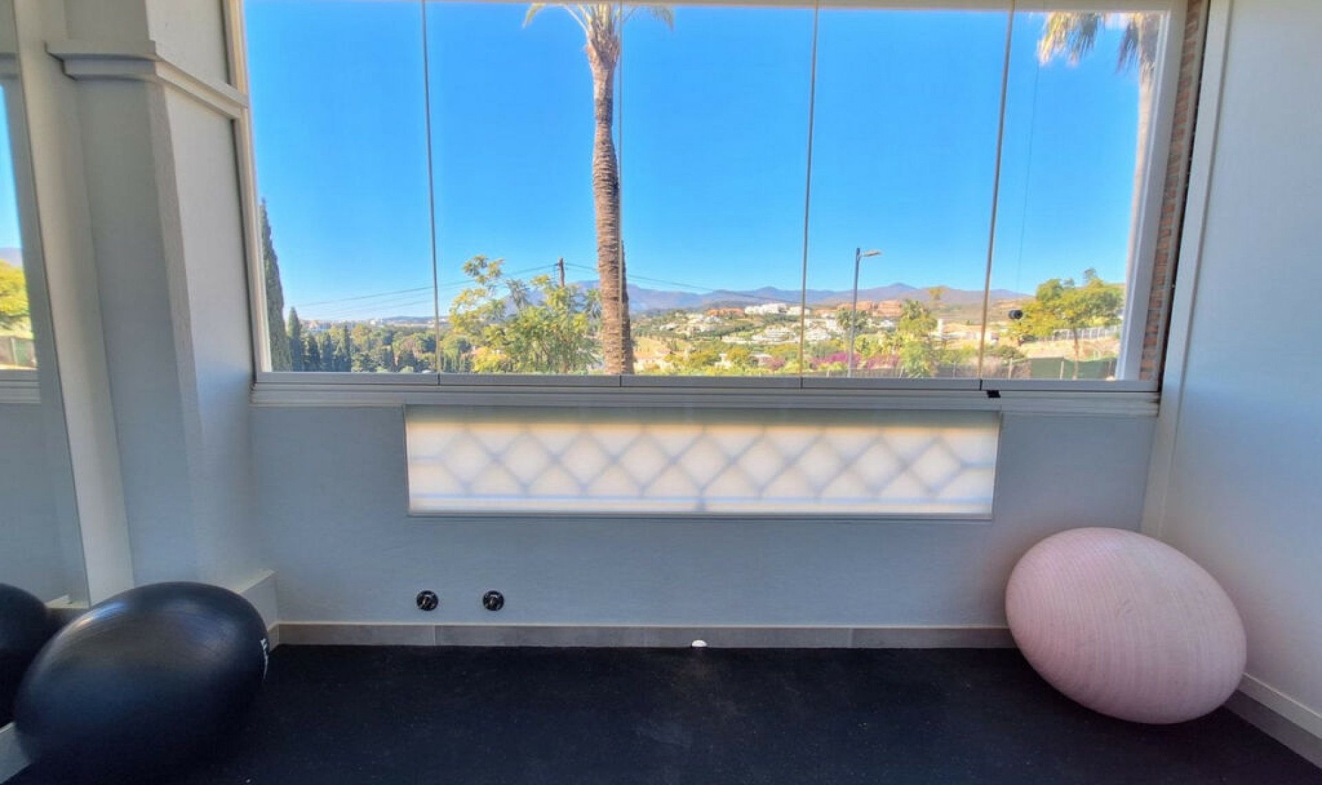 Resale - Apartment -
Bel Air
