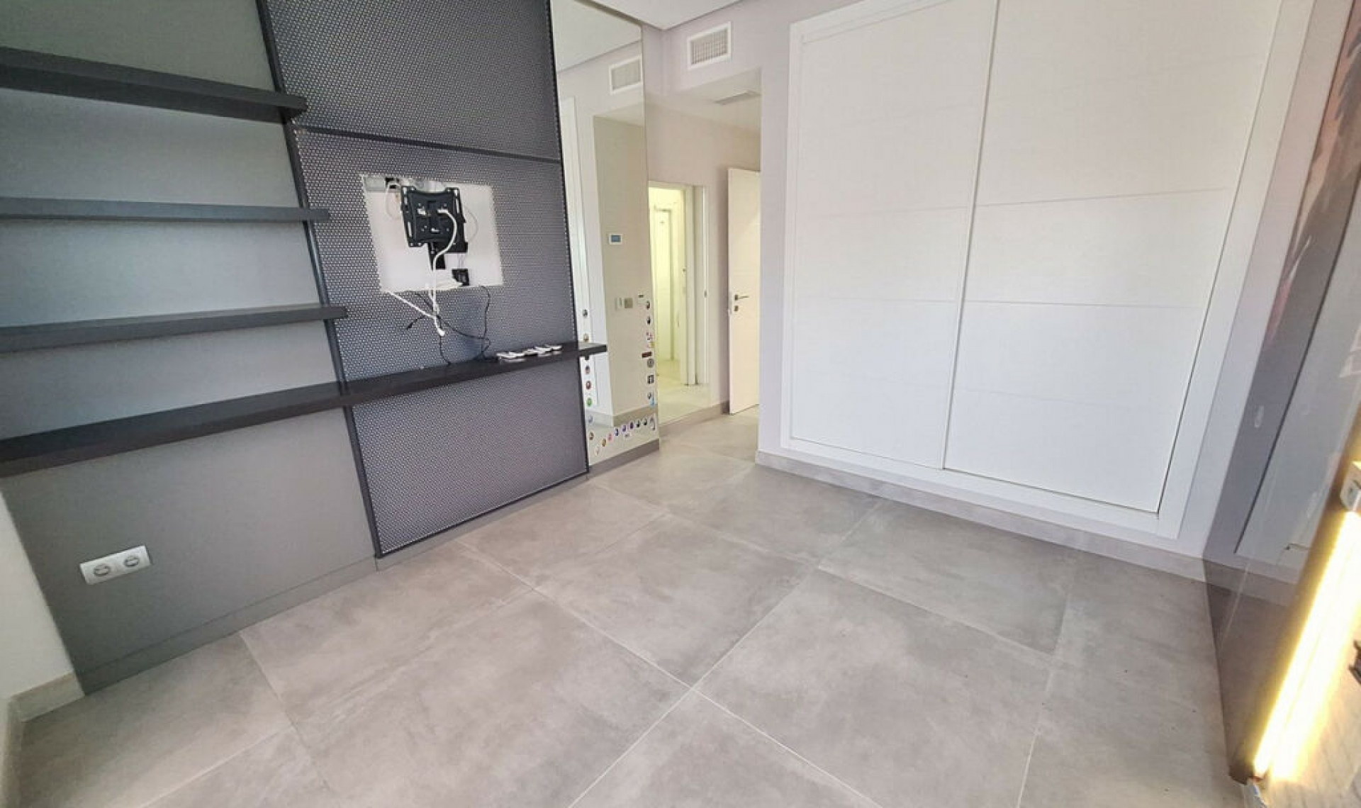 Resale - Apartment -
Bel Air