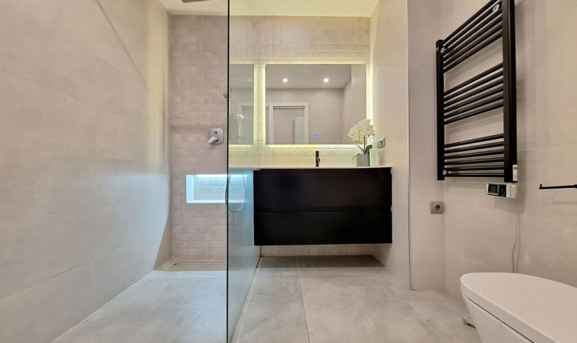 Resale - Apartment -
Bel Air